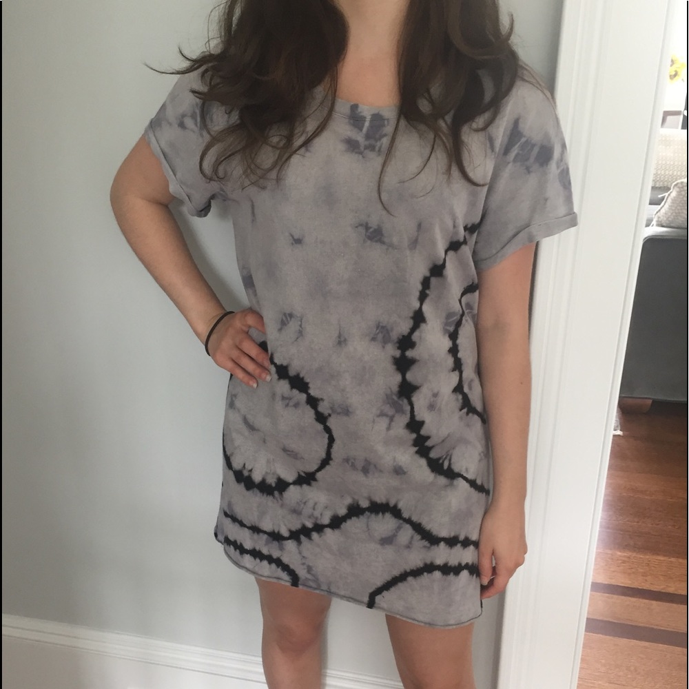 Emma & Sam LF brand Tie Dye T-shirt Dress.